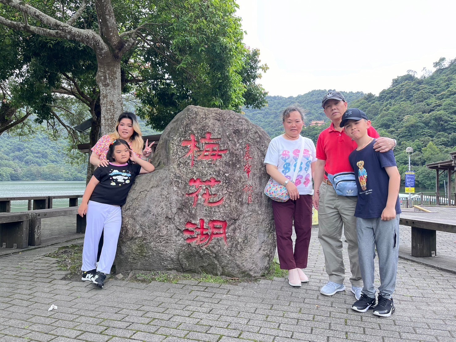 LINE_ALBUM_景點遊客照片_240612_6
